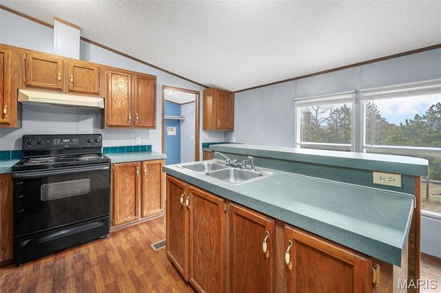 184 Finney Lake Drive, Robertsville, MO 63072