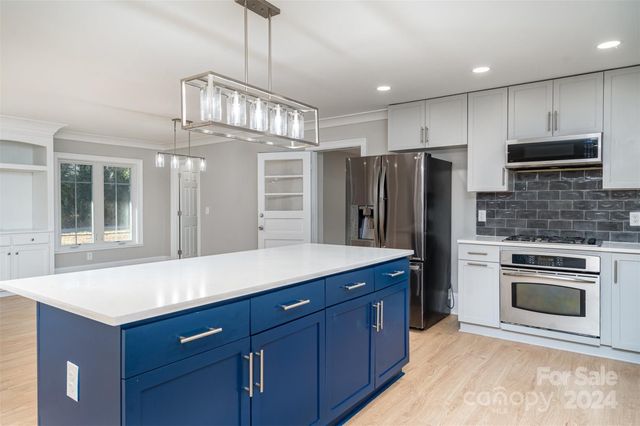 3700 Pinecrest Drive, Gastonia, NC 28056
