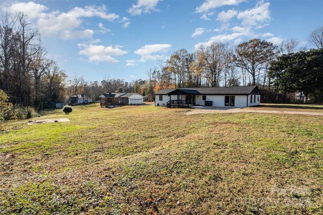 3700 Pinecrest Drive, Gastonia, NC 28056