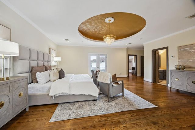 4820 Linden Street, Bellaire, TX 77401