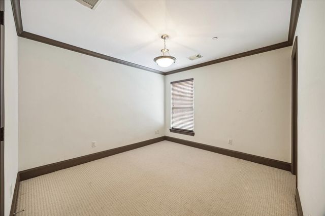 4820 Linden Street, Bellaire, TX 77401