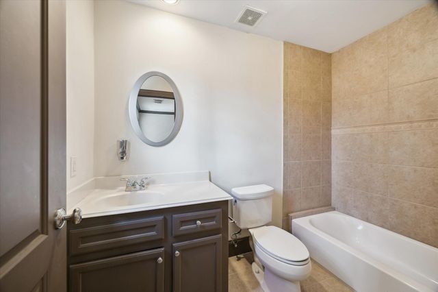 4820 Linden Street, Bellaire, TX 77401