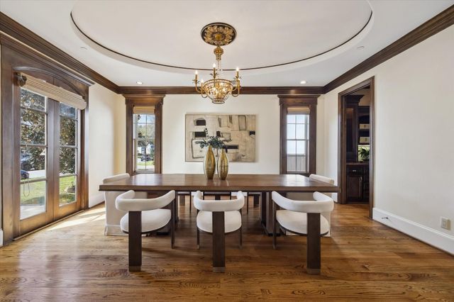 4820 Linden Street, Bellaire, TX 77401