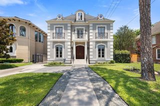 4820 Linden Street, Bellaire, TX 77401