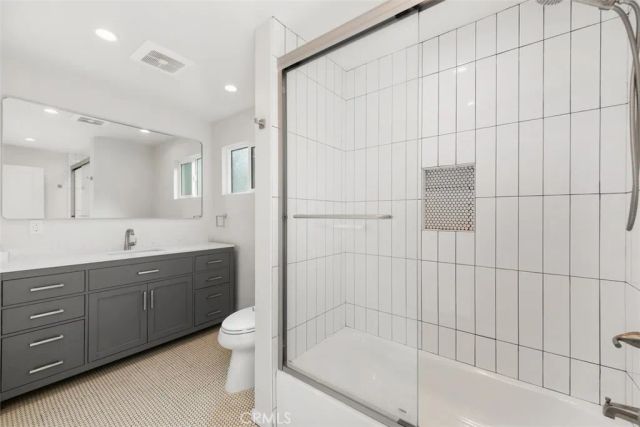 2325 Kansas Avenue 7, Santa Monica, CA 90404
