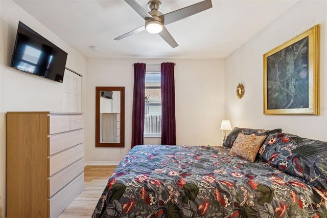 2517 3RD AVENUE N, St Petersburg, FL 33713