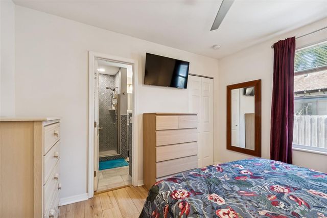 2517 3RD AVENUE N, St Petersburg, FL 33713