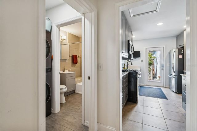 2517 3RD AVENUE N, St Petersburg, FL 33713