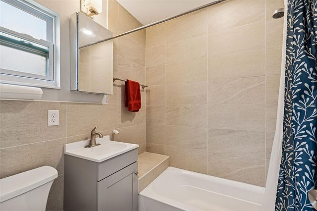 2517 3RD AVENUE N, St Petersburg, FL 33713