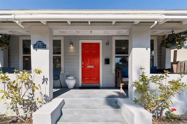 2517 3RD AVENUE N, St Petersburg, FL 33713