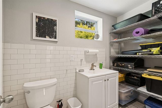 2517 3RD AVENUE N, St Petersburg, FL 33713