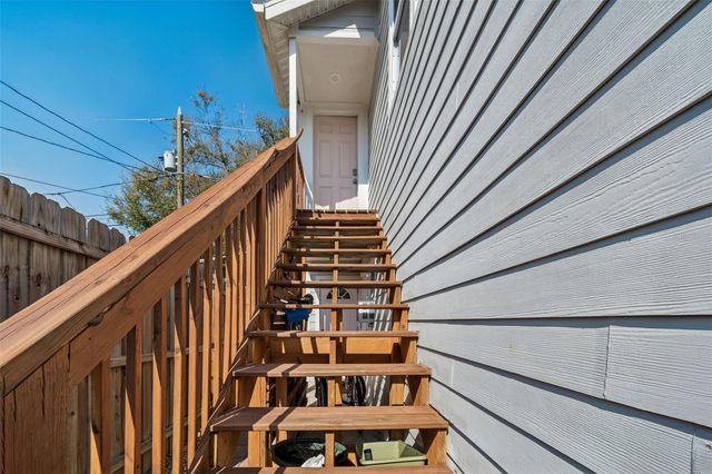 2517 3RD AVENUE N, St Petersburg, FL 33713