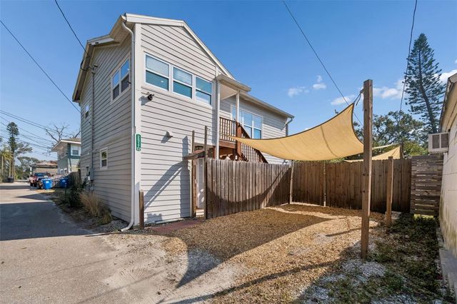 2517 3RD AVENUE N, St Petersburg, FL 33713