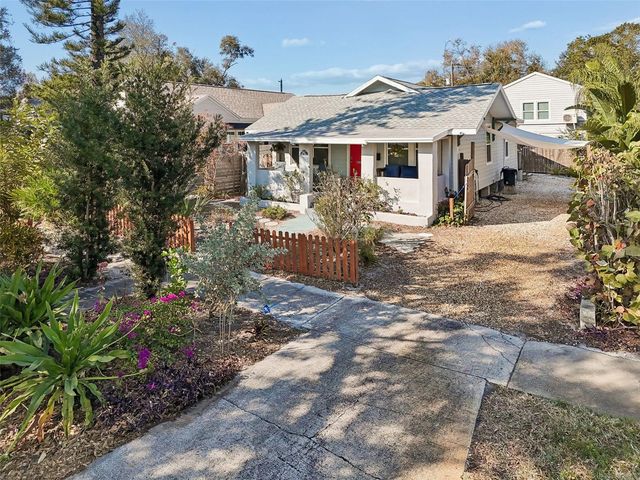 2517 3RD AVENUE N, St Petersburg, FL 33713