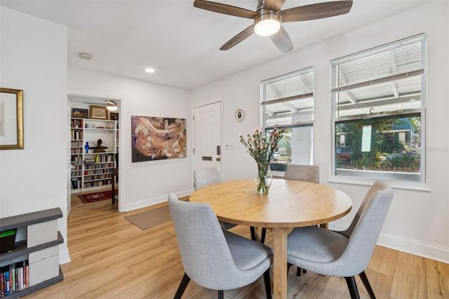 2517 3RD AVENUE N, St Petersburg, FL 33713