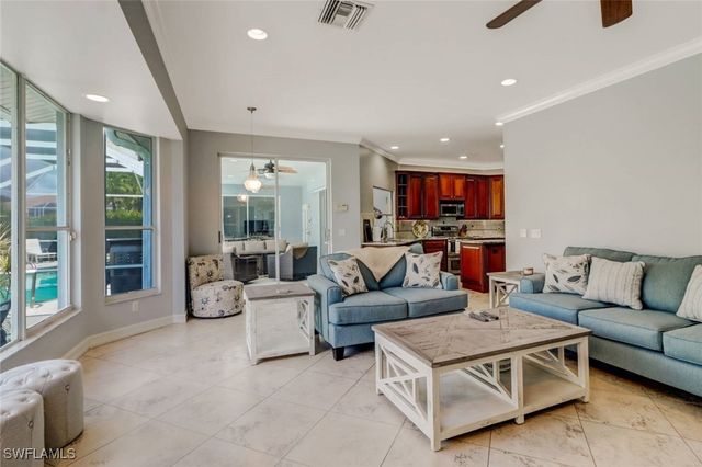 9151 Kings Cove CT, Fort Myers, FL 33967