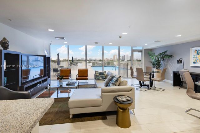 2350 SW 27th Ave 106, Miami, FL 33145