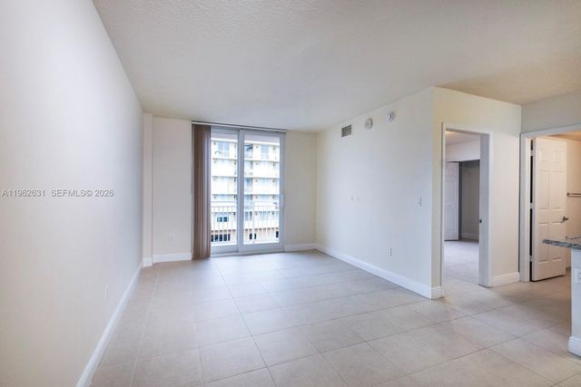 2350 SW 27th Ave 106, Miami, FL 33145