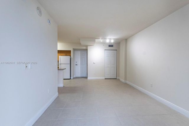 2350 SW 27th Ave 106, Miami, FL 33145