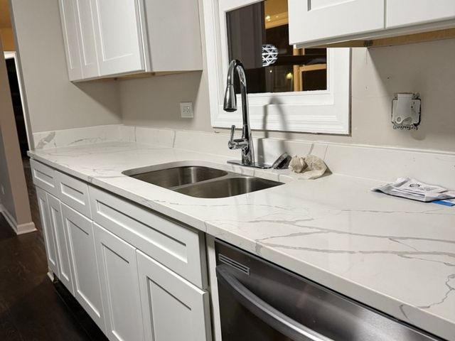 821 12th Street, North Chicago, IL 60064