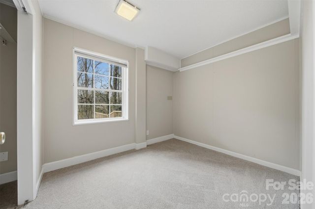 4041 4th Street Court NW, Hickory, NC 28601