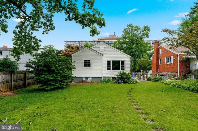 3310 UNIVERSITY BLVD W, Kensington, MD 20895