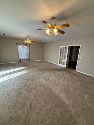 868 N Main Street, Cave Springs, AR 72718