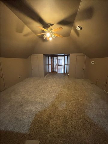 868 N Main Street, Cave Springs, AR 72718