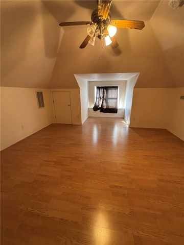 868 N Main Street, Cave Springs, AR 72718