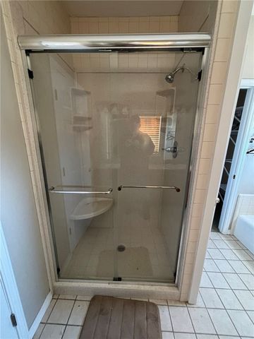 868 N Main Street, Cave Springs, AR 72718