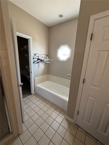 868 N Main Street, Cave Springs, AR 72718