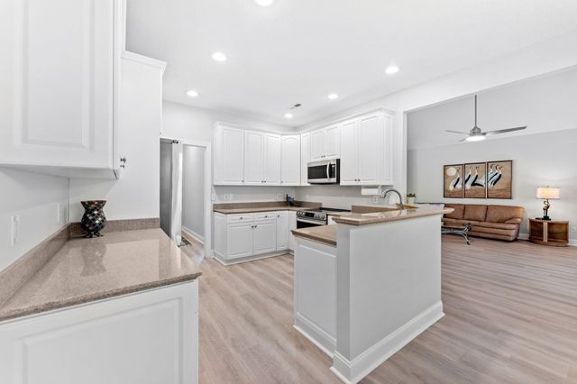 515 Sea Island Way, North Myrtle Beach, SC 29582