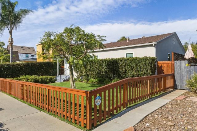 1066-68 Emerald St, San Diego, CA 92109