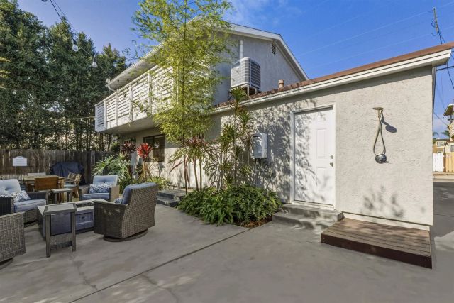 1066-68 Emerald St, San Diego, CA 92109