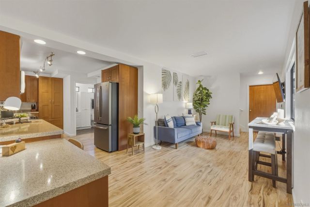 1066-68 Emerald St, San Diego, CA 92109