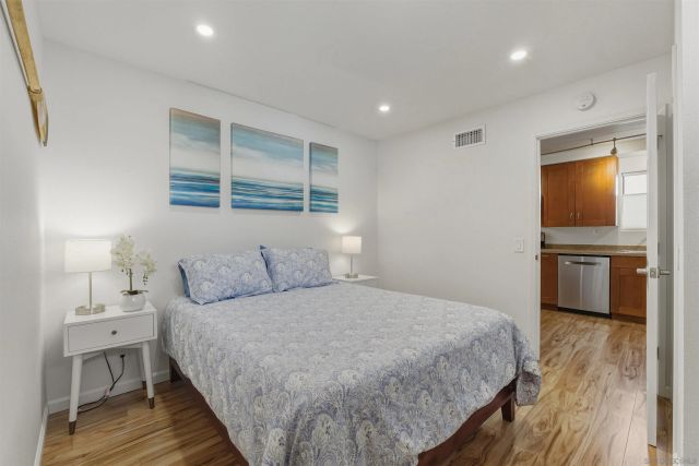 1066-68 Emerald St, San Diego, CA 92109