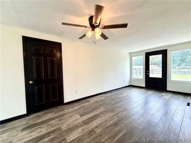 210 Mitchell Street, Henryville, IN 47126