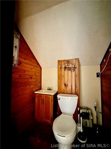 210 Mitchell Street, Henryville, IN 47126