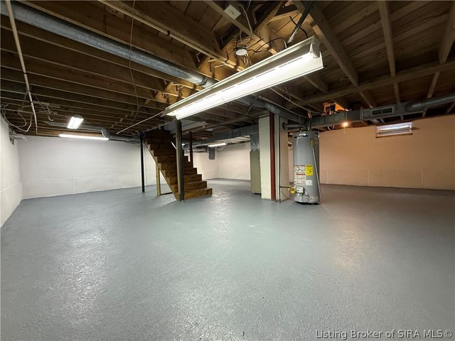 210 Mitchell Street, Henryville, IN 47126