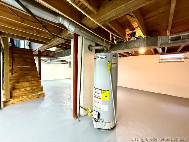 210 Mitchell Street, Henryville, IN 47126
