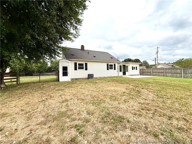 210 Mitchell Street, Henryville, IN 47126