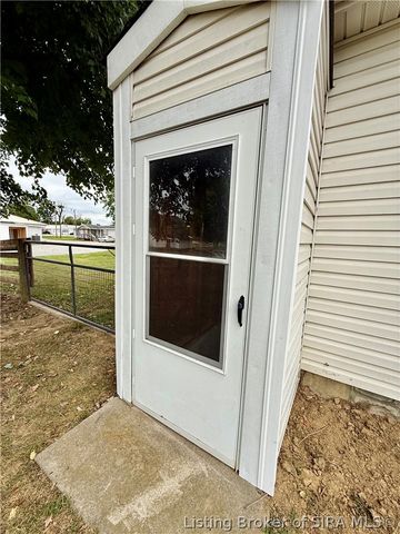 210 Mitchell Street, Henryville, IN 47126