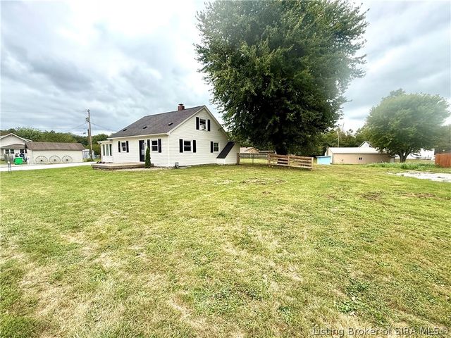 210 Mitchell Street, Henryville, IN 47126