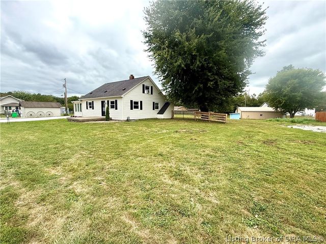 210 Mitchell Street, Henryville, IN 47126