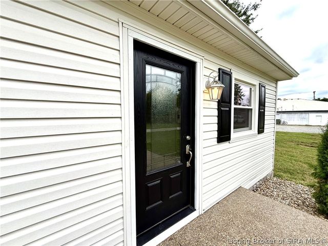 210 Mitchell Street, Henryville, IN 47126