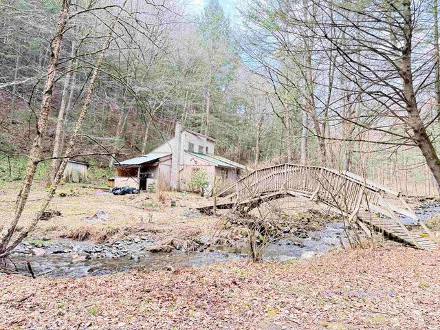 2390 Morse Brook Road, Putney, VT 05346