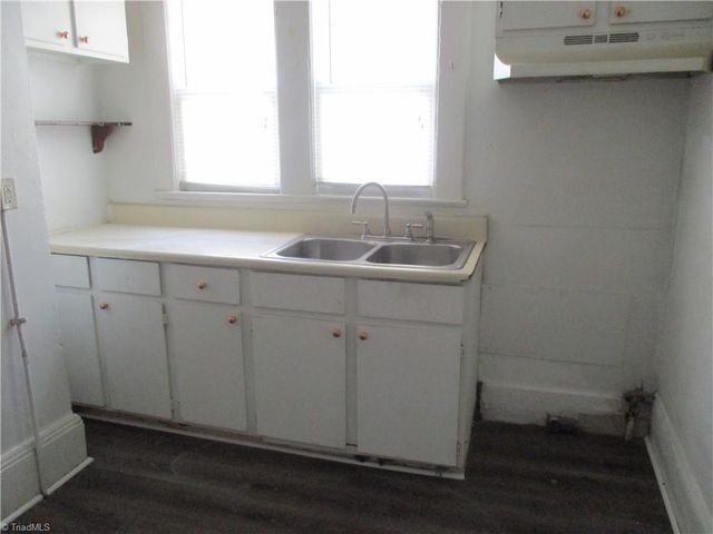 326 Louise Avenue, High Point, NC 27262