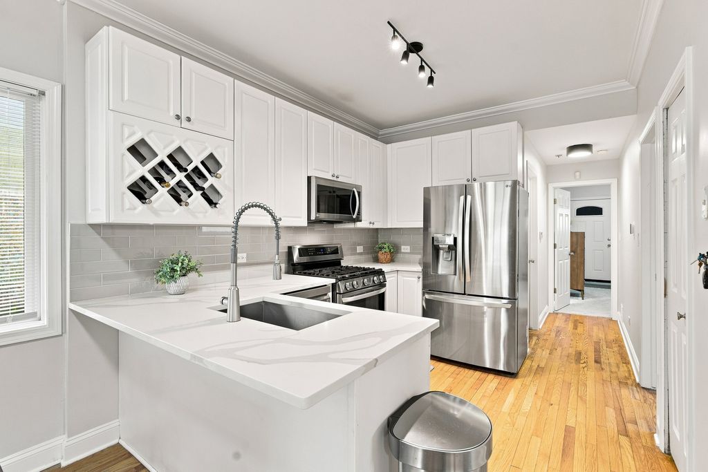 1518 W SUPERIOR Street 2, Chicago, IL 60622 — photo 5
