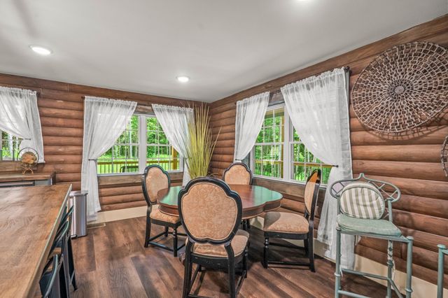 1068 Carl Perry Rd, Ashland City, TN 37015