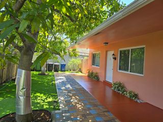 1448 Holly Heights Drive 3, Fort Lauderdale, FL 33304
